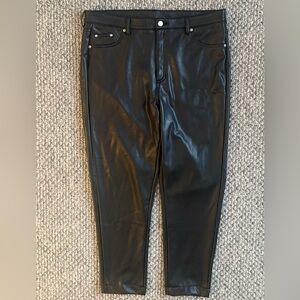 Bagatelle Collection Black Faux Leather Pants Size Large